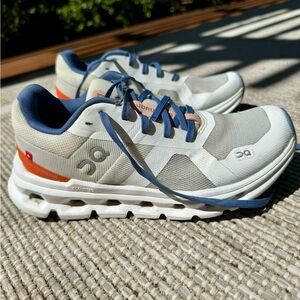 On Running Cloudrunner Running Shoes 5.5